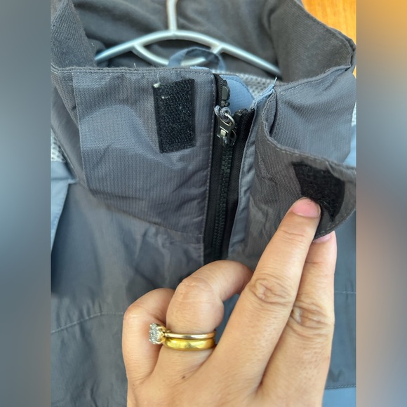 The Northface summit series Gore-tex Jacket. New. Size Large - Picture 5 of 16